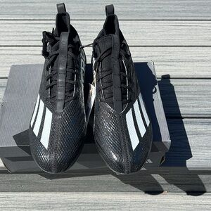 NWT Adidas Men's Adizero Scorch football cleats in black and white. Size 13